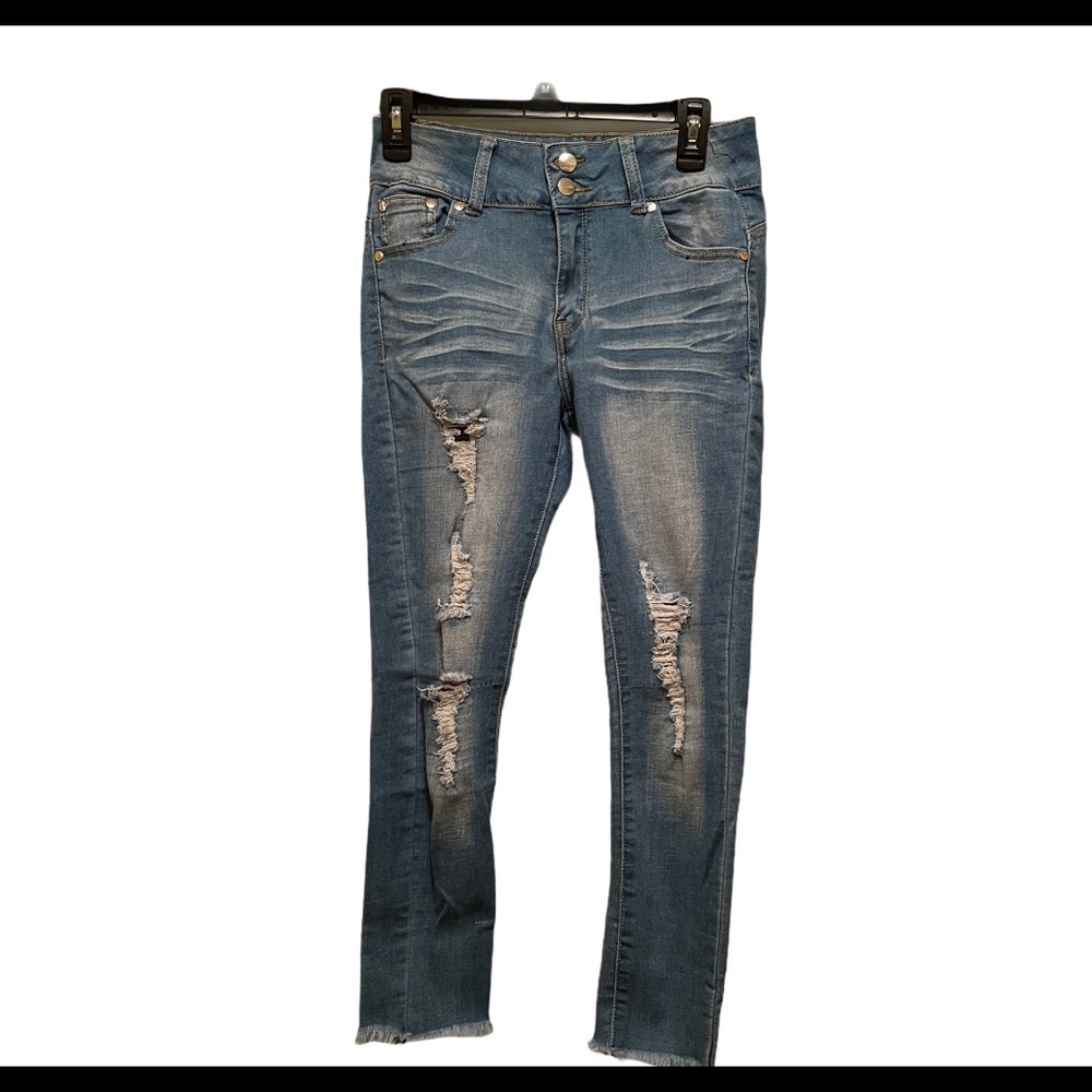 Blue Republic Distressed Jeans J7
